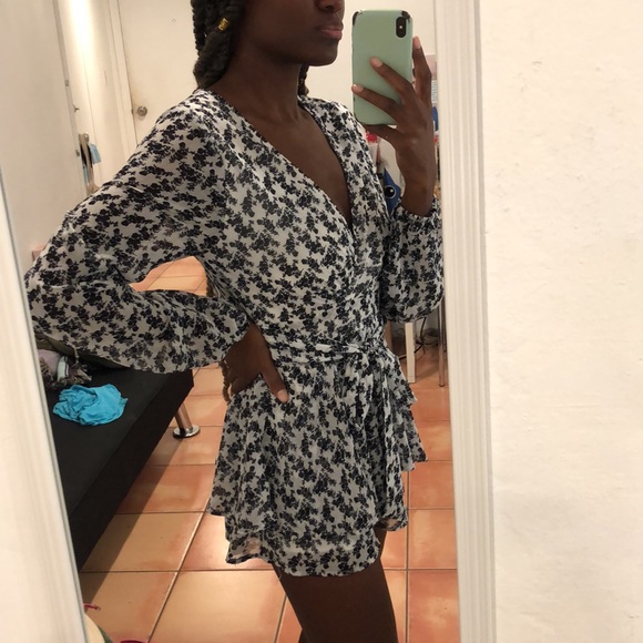 Long sleeved romper - Picture 2 of 5